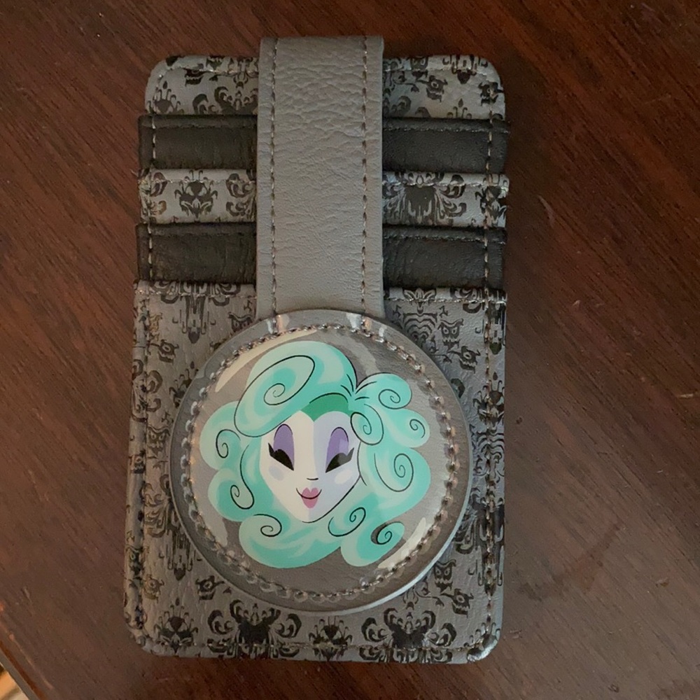 Haunted Mansion Madame Leota card holder